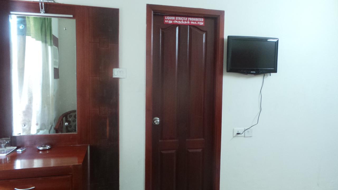 Kooloth Lake View Residency Hotel Coimbatore Buitenkant foto