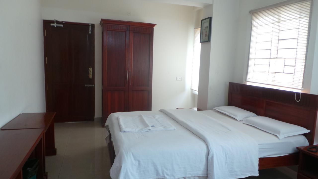 Kooloth Lake View Residency Hotel Coimbatore Buitenkant foto